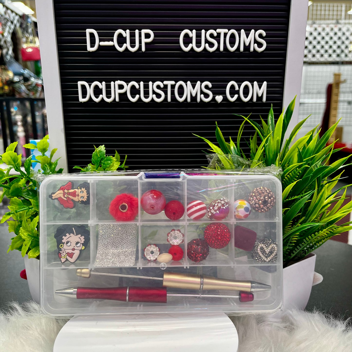 Red and Black Lady Pen Kit