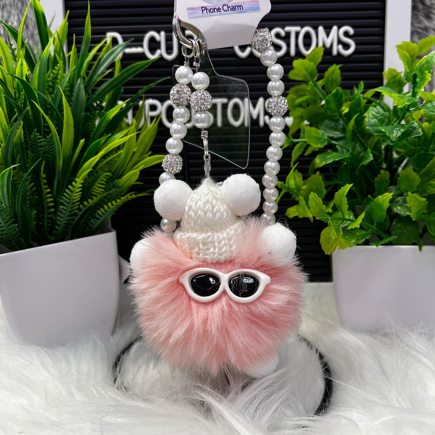 Fluff Ball Character Phone Charm (Pink)