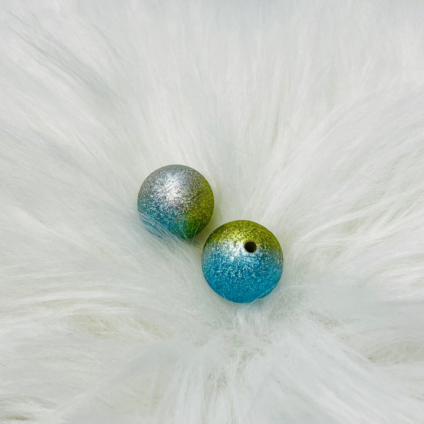 Foil Green and Gold Bead
