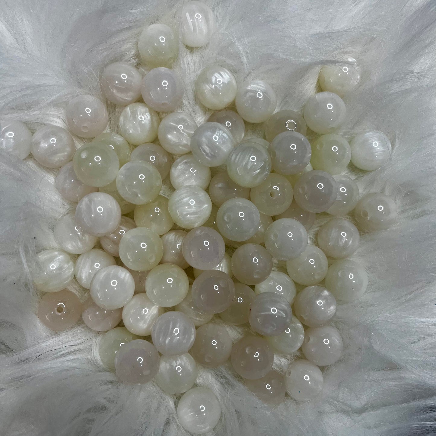 UV Color Changing Beads (16mm)